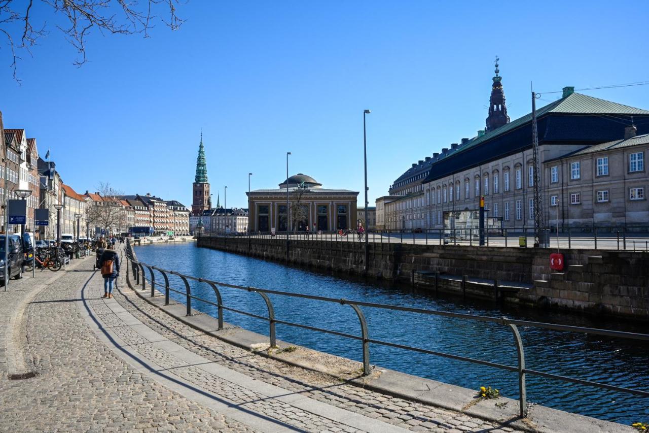 Sanders Merchant - Lovely Two-bedroom In Center Of Appartement *